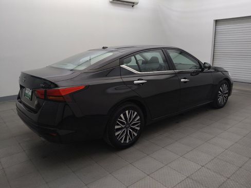Used 2023 Nissan Altima 2.5 SV FWD image 10