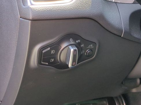 Used 2016 Audi SQ5 Premium Plus AWD/4WD image 17