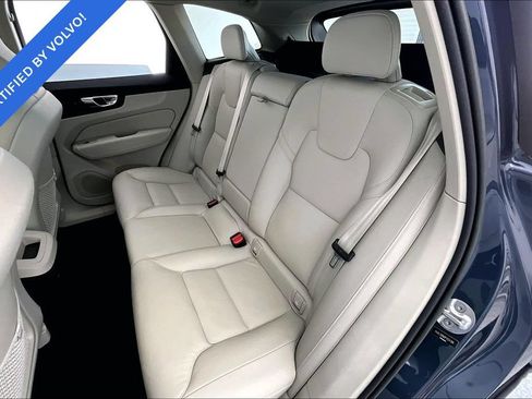 Used 2023 Volvo XC60 B5 Plus w/ Protection Package Premier FWD image 31