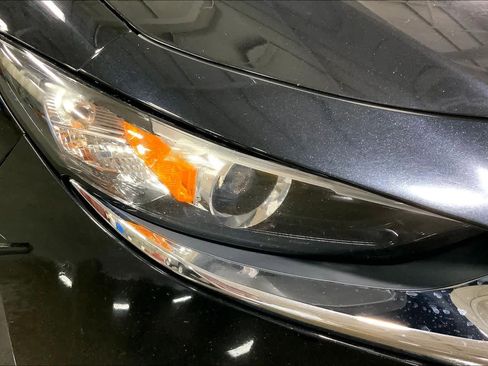 Used 2020 MAZDA MAZDA3 AWD Sedan w/ Select Package image 27