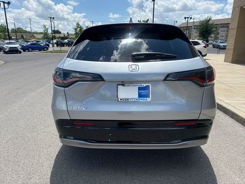 Certified 2026 Honda HR-V EX-L image 3