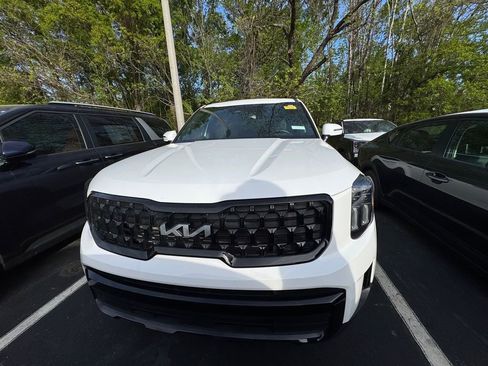 Certified 2024 Kia Telluride EX X-Line image 10