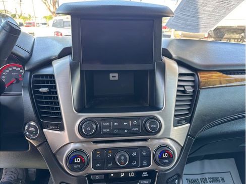 Used 2016 GMC Yukon Denali w/ Open Road Package AWD/4WD image 37