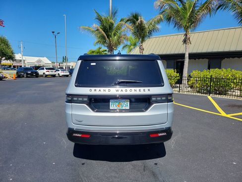 Used 2024 Jeep Grand Wagoneer L Series II w/ Quick Order Packagew 28T AWD/4WD image 7
