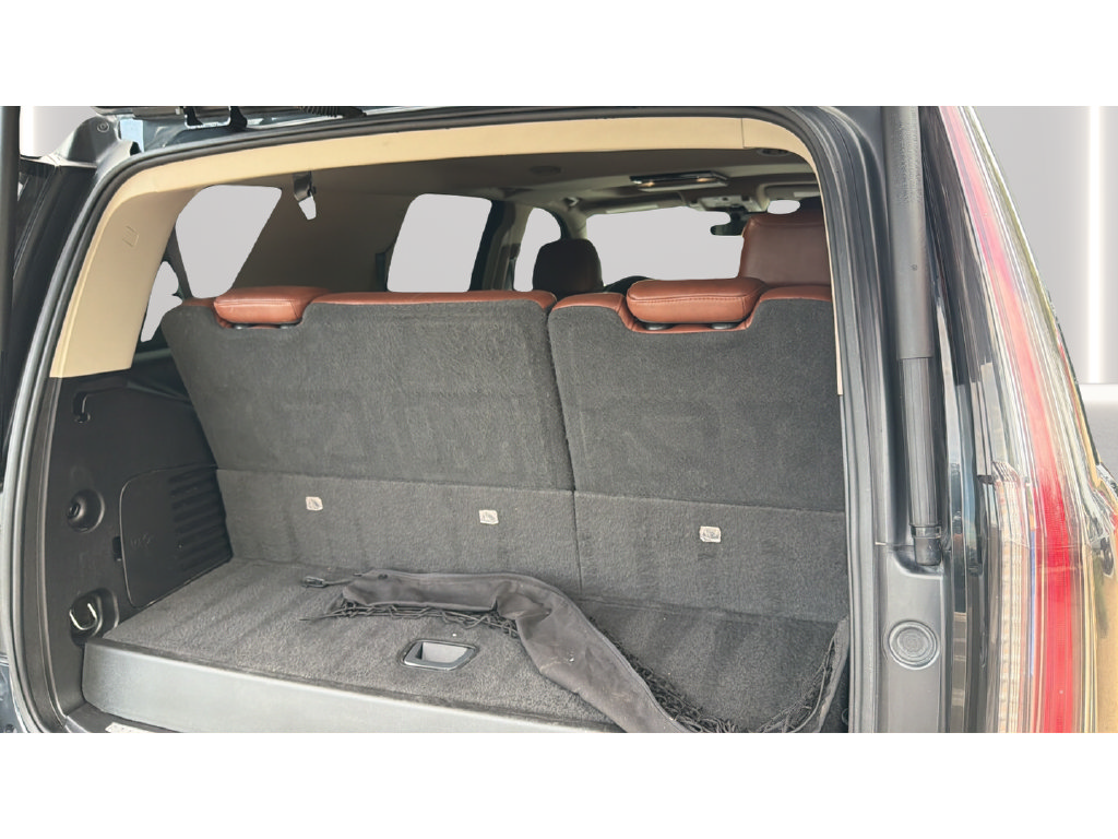 Used 2019 Cadillac Escalade Luxury RWD image 30