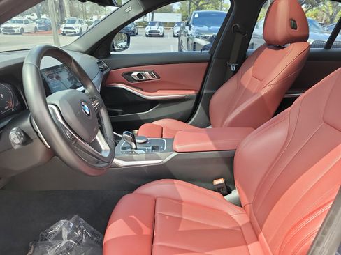 Used 2022 BMW 330i Sedan w/ Driving Assistance Package image 13