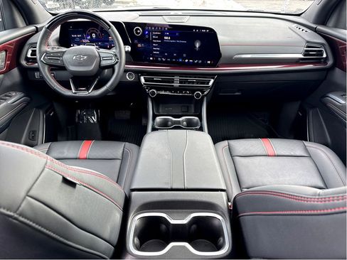 Used 2024 Chevrolet Traverse RS w/ LPO, Floor Liner Package image 14