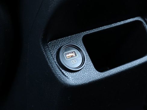 Used 2022 Kia Seltos S image 16