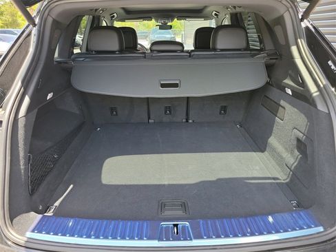 Used 2025 Porsche Cayenne image 17