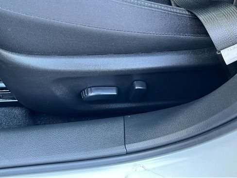 Used 2025 Nissan Altima 2.5 SV image 21