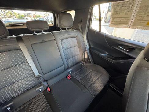 Used 2025 Chevrolet Equinox LT FWD image 33