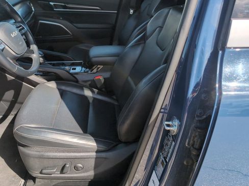 Used 2025 Kia Telluride S AWD/4WD image 12