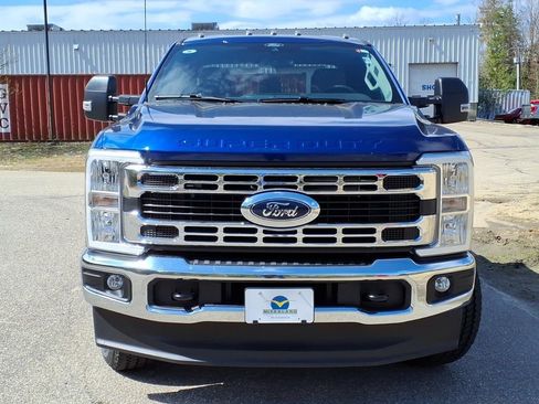 New 2026 Ford F250 XLT w/ FX4 Off-Road Package AWD/4WD image 3