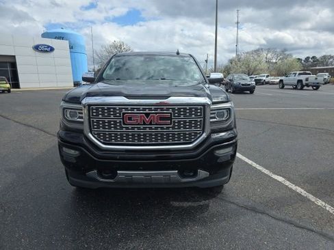 Used 2017 GMC Sierra 1500 Denali image 8