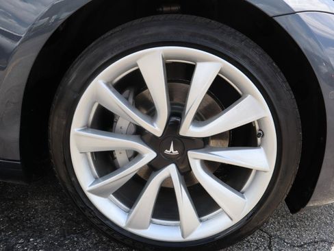 Used 2018 Tesla Model 3 Long Range AWD/4WD image 26
