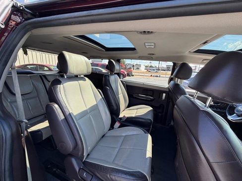 Used 2016 Kia Sedona SX Limited FWD image 22