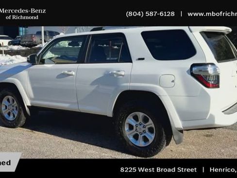 Used 2022 Toyota 4Runner SR5 Premium w/ Moonroof Package image 8