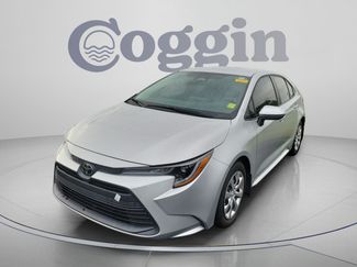 Used 2023 Toyota Corolla LE FWD video 1