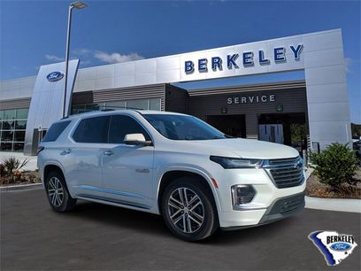 Used 2022 Chevrolet Traverse High Country w/ LPO, 'HIT The Road' Package