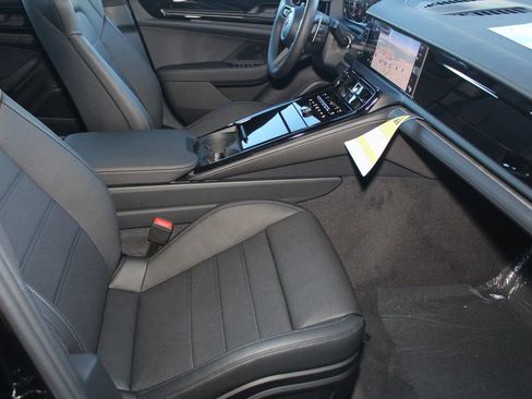New 2026 Porsche Panamera 4 image 25