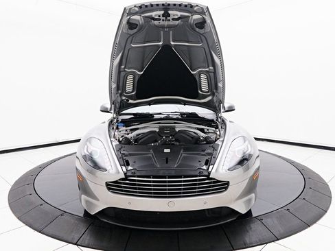 Used 2016 Aston Martin DB9 GT RWD image 22