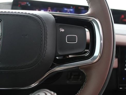 New 2026 Lincoln Navigator Reserve AWD/4WD image 11