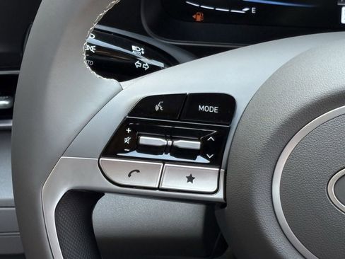 New 2025 Hyundai Elantra Sport FWD image 13