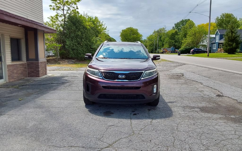 Used 2015 Kia Sorento LX AWD/4WD image 3