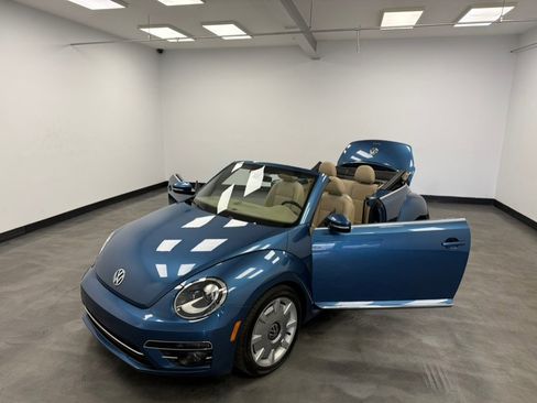 Used 2019 Volkswagen Beetle 2.0T S image 35