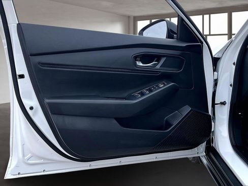 Certified 2025 Honda Accord SE image 20