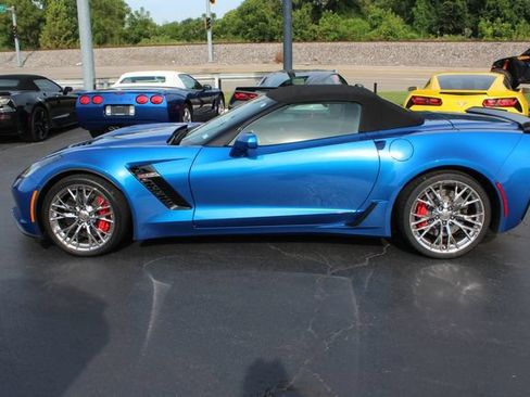 Used 2016 Chevrolet Corvette Z06 w/ 3LZ Preferred Equipment Group RWD image 5