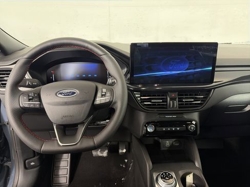 Used 2025 Ford Escape ST-Line w/ Tech Pack #1 image 3