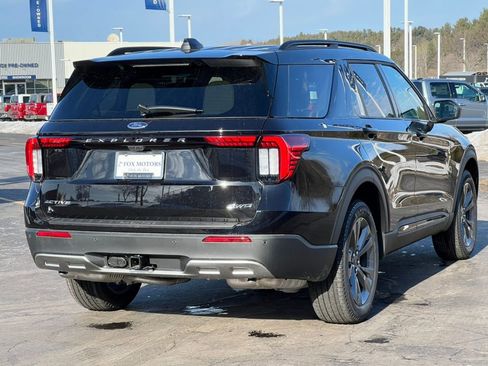 New 2026 Ford Explorer Active w/ Active Comfort Package image 10