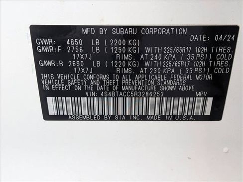 Used 2024 Subaru Outback Premium AWD/4WD image 23