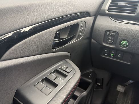Used 2024 Honda Passport Black Edition image 28