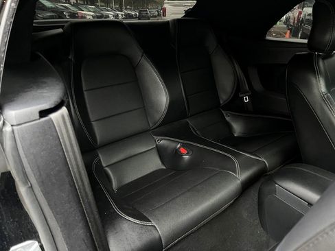 Used 2022 Ford Mustang Premium RWD image 15