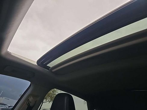 Used 2017 Lexus RX 350 350 w/ Premium Package image 9