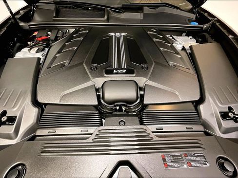 New 2026 Bentley Bentayga Speed image 15