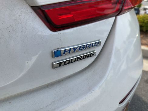 Used 2019 Honda Accord Touring image 10