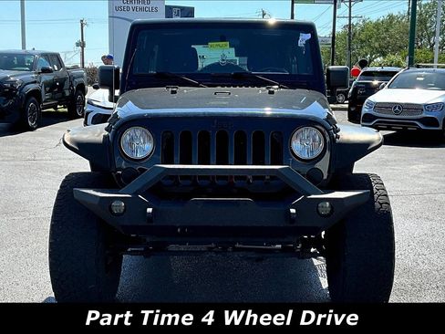 Used 2015 Jeep Wrangler Unlimited Sport AWD/4WD image 2