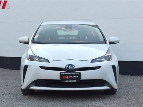 Used 2021 Toyota Prius LE FWD image 7