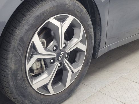 Used 2021 Kia Forte LXS FWD image 31