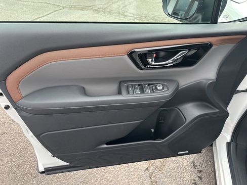 Used 2026 Subaru Forester Sport w/ Sport Package image 25