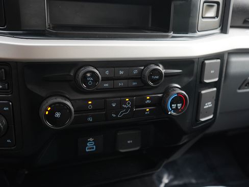 Used 2023 Ford F250 XLT AWD/4WD image 22