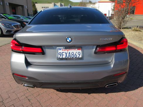 Used 2023 BMW 540i w/ M Sport Package image 81