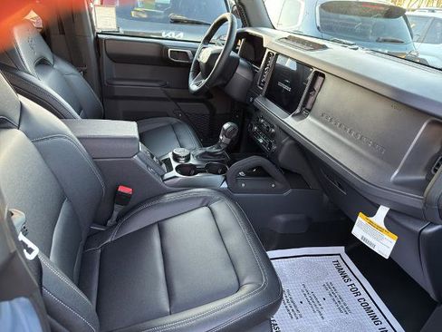 New 2025 Ford Bronco Badlands w/ Sasquatch Package AWD/4WD image 22