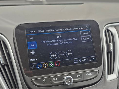 Used 2023 Chevrolet Malibu LT FWD image 6