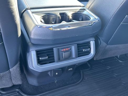 Used 2021 Ford F150 Lariat w/ Equipment Group 502A High image 23