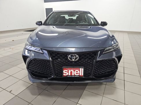 Used 2022 Toyota Avalon Touring w/ Advanced Safety Package image 8