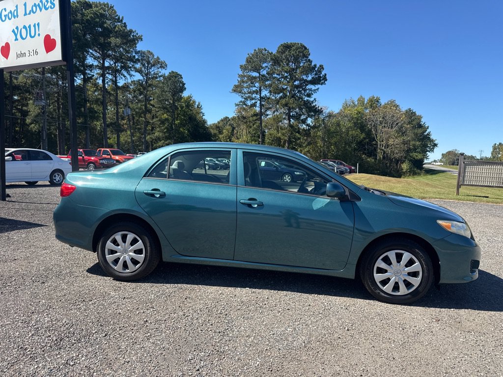 Used 2010 Toyota Corolla LE w/ All Weather Guard Pkg FWD image 12